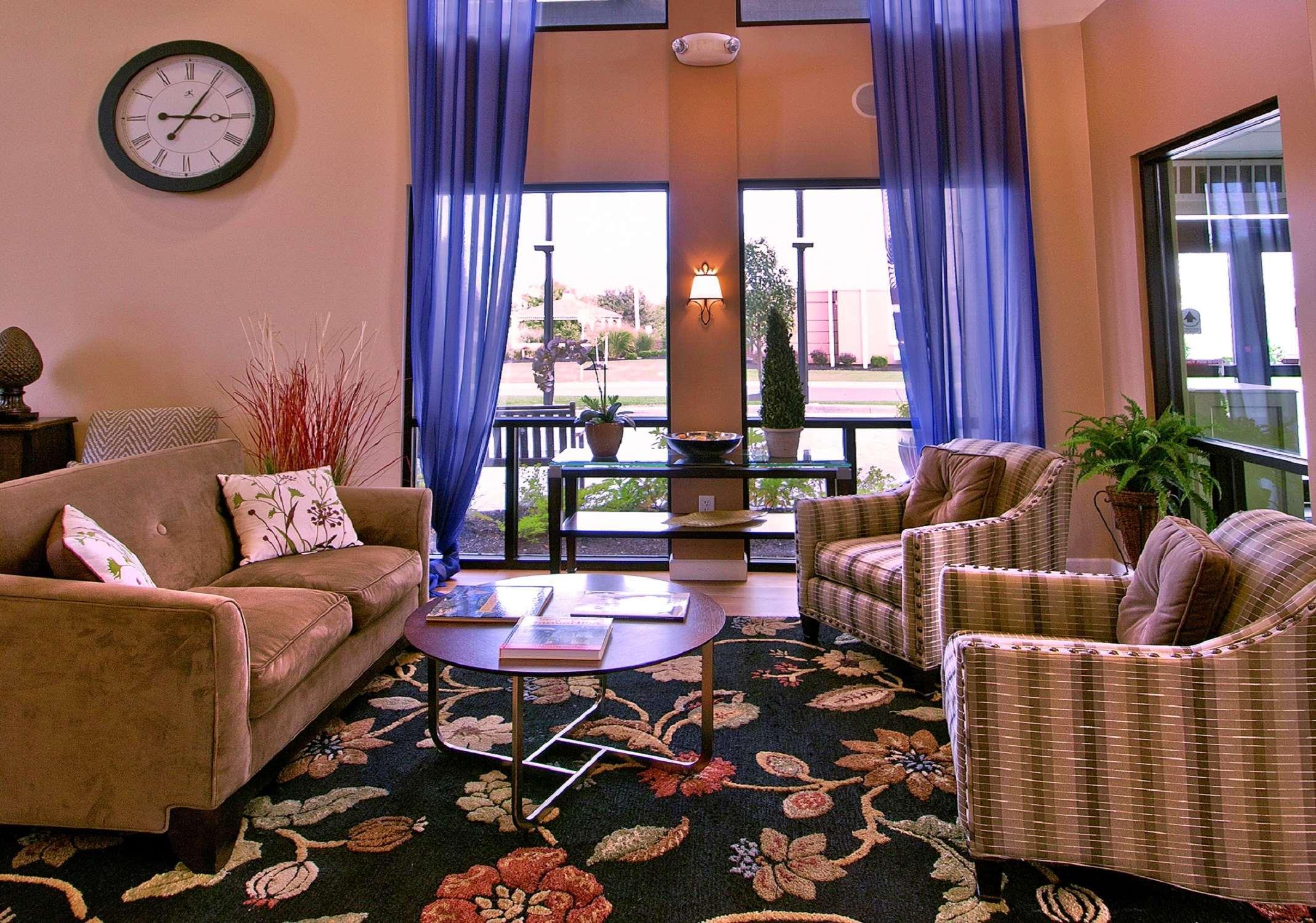 Doubletree By Hilton Buffalo-Amherst Beltér fotó